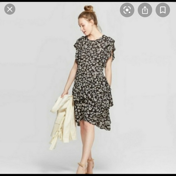 Who What Wear Meadow Floral Ruffle Dress - Picture 2 of 11